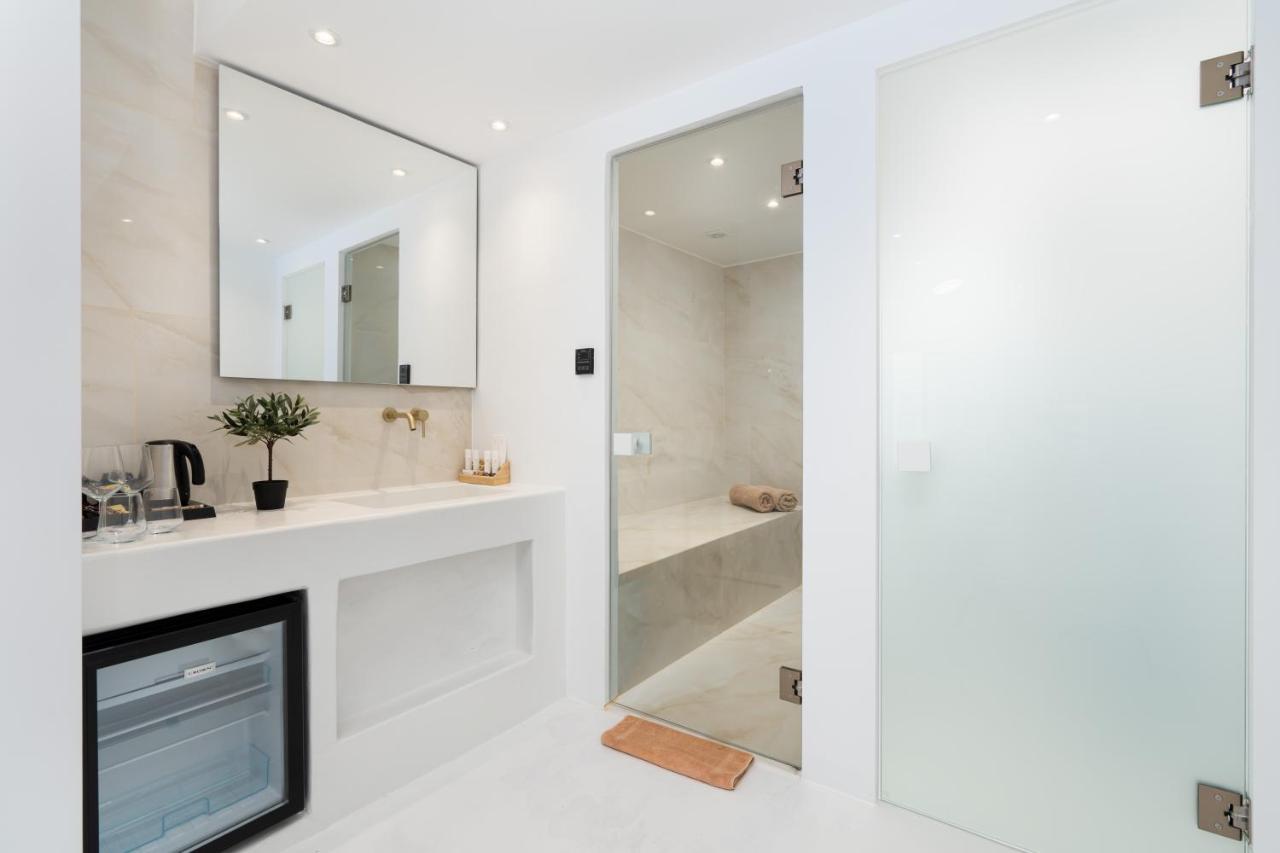 Cycladic Suites & Spa ฟิรา ภายนอก รูปภาพ