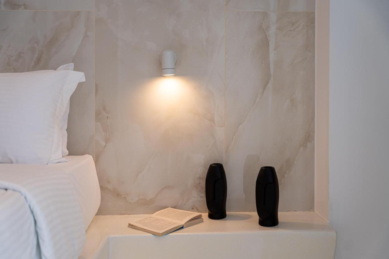 Cycladic Suites & Spa ฟิรา ภายนอก รูปภาพ