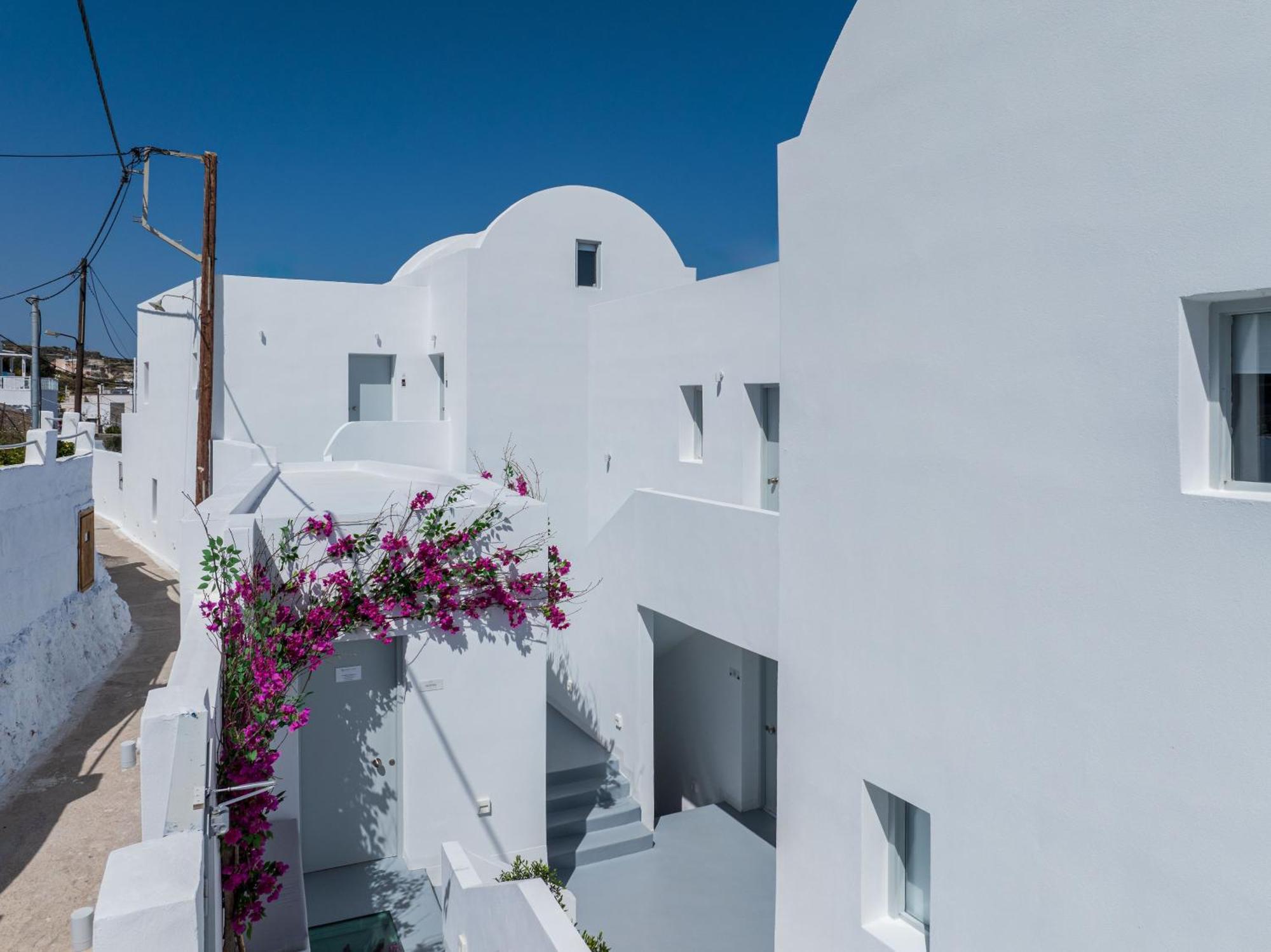Cycladic Suites & Spa ฟิรา ภายนอก รูปภาพ